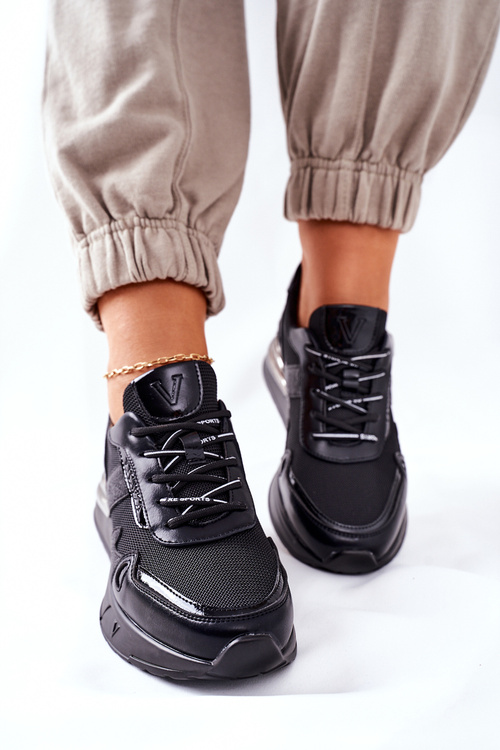 Жіноче спортивне взуття Black Manitoba