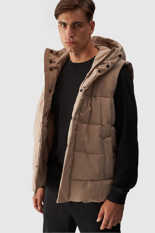 Чоловіча м'яка жилетка з капюшоном бежева 4FWAW24TVJAM144-83S