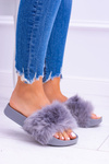 Жіночі сірі шльопанці з великим хутром