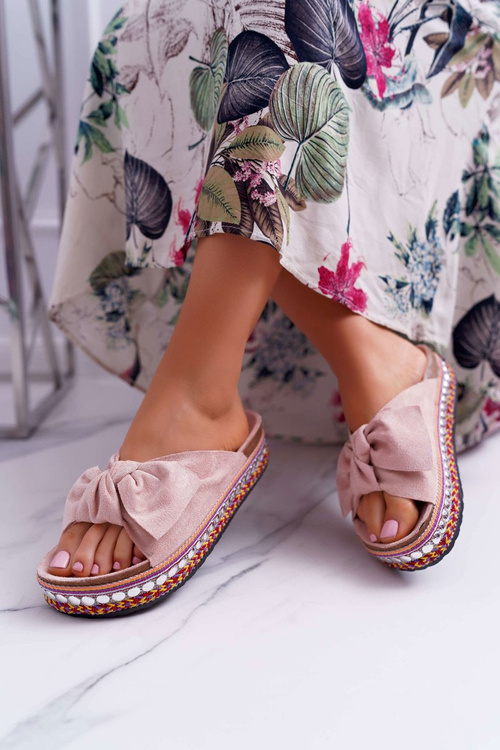 Жіночі шльопанці з каракулями на товстій підошві Pink Milady