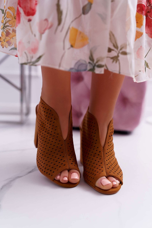 Жіночі босоніжки на шпильці Camel Nevienna з відкритим носком