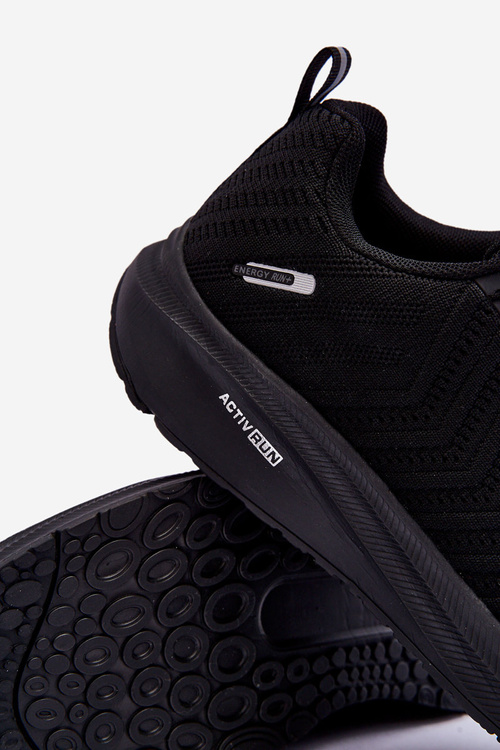 Класичне чоловіче спортивне взуття чорного кольору McBraun