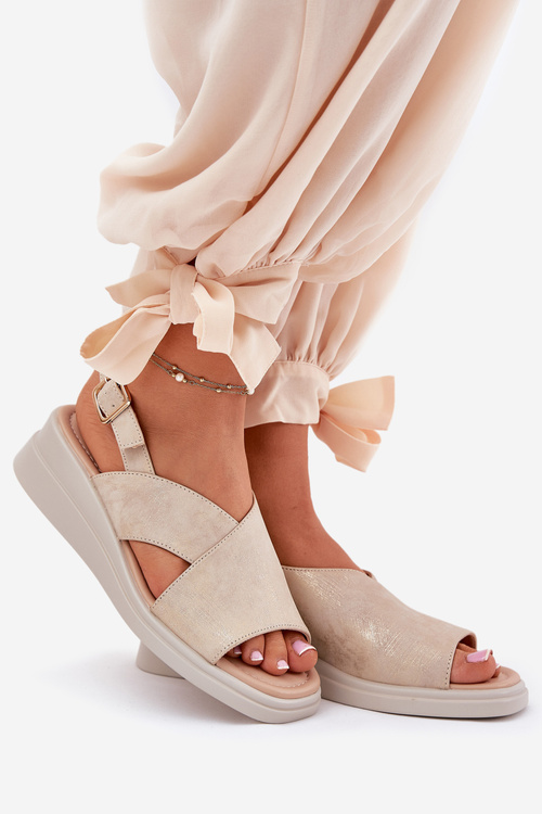 Жіночі Сандалі На Танкетці З Еко Шкіри Золоті Quilara