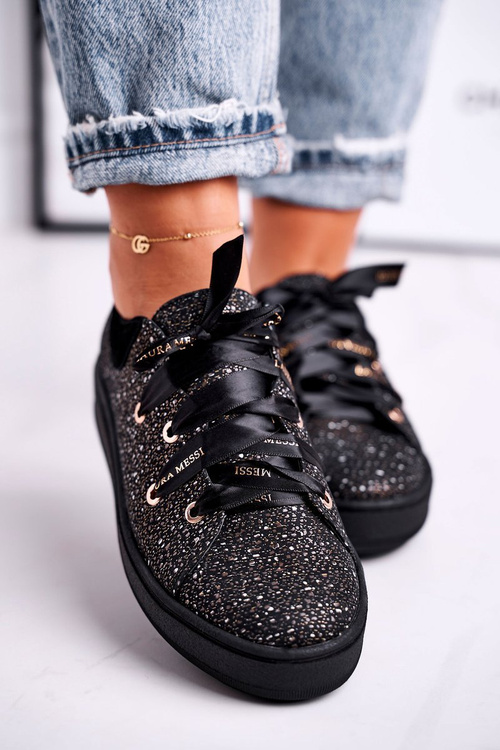 Жіночі кросівки Elegant Leather Laura Messi Black 2045