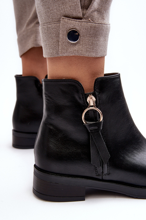 Жіночі шкіряні черевики Vasica чорного кольору