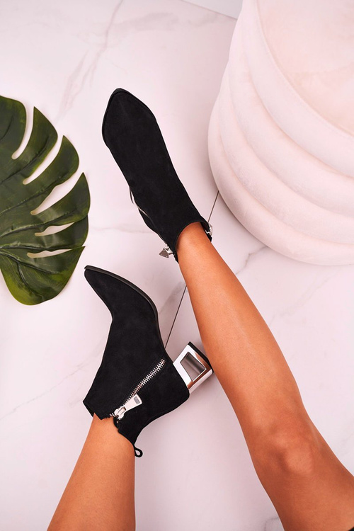 Жіночі чоботи на сріблястому блоковому каблуці замшеві чорні Нора