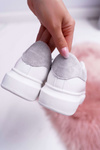 Спортивні жіночі туфлі на товстій підошві Біла сіра спідниця