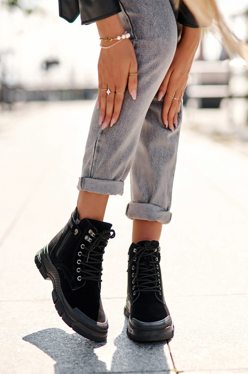 Жіночі ботильйони зі шнурівкою на підкладці зі штучної замші чорні Jailina