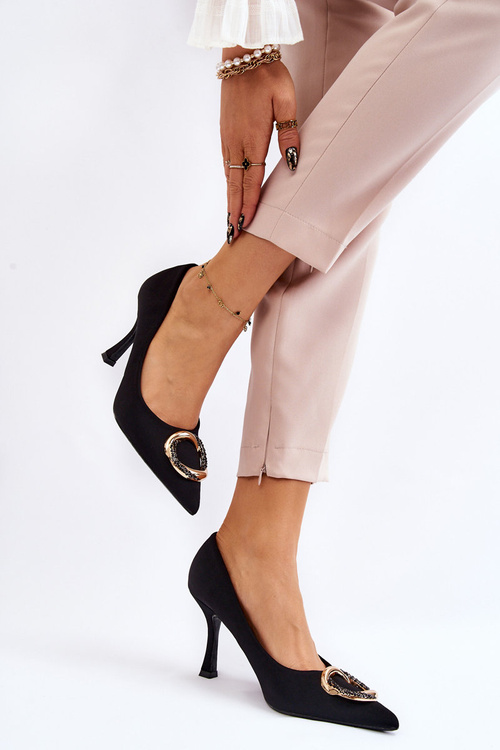 Елегантні високі підбори з модним декором чорного дорогоцінного кольору