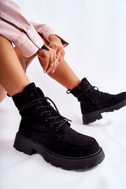 Жіночі замшеві чоботи на зав'язках чорні Vanita