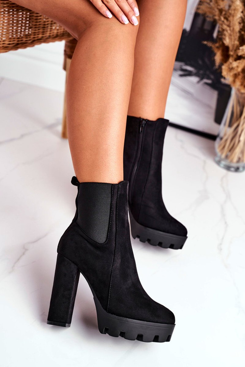 Жіночі черевики на високому каблуці з еко-замші Black Juliet