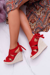 Червоні жіночі босоніжки Yenga на підборах