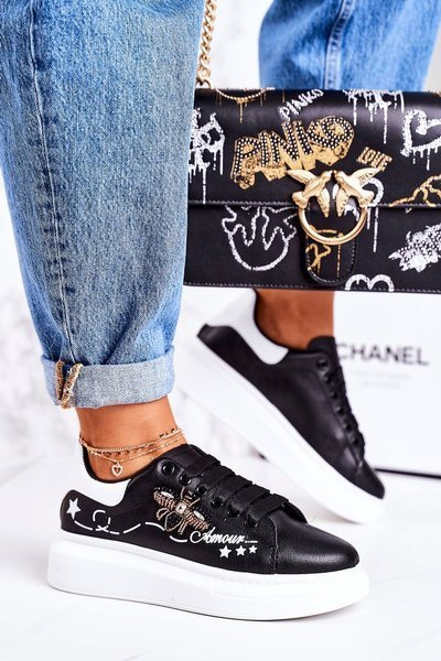 Жіноче спортивне взуття Кросівки з Fly Black Amour