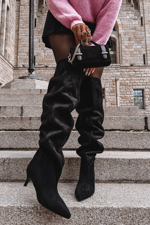 Чоботи жіночі на підборах чорні Ysolienne