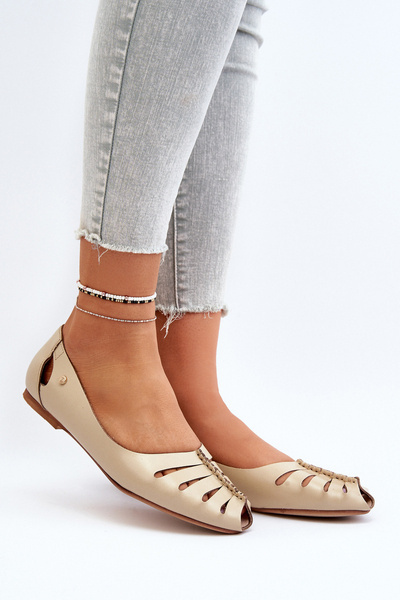 Зручні жіночі шкіряні балетки Zazoo 10009 бежевого кольору