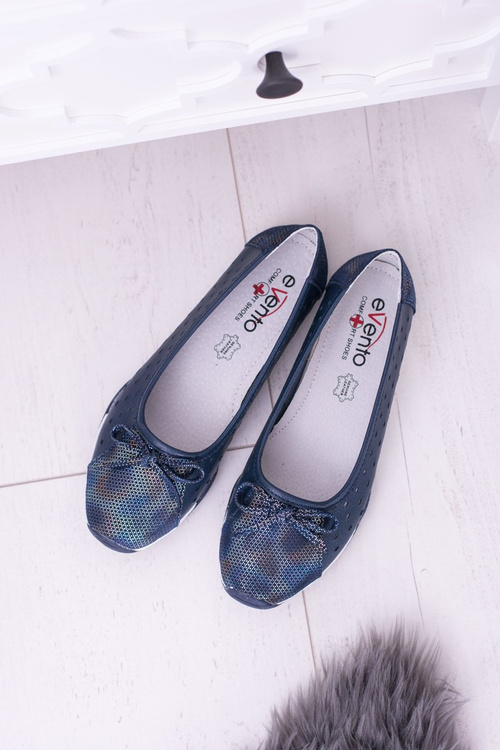 Жіночі шкіряні темно-сині ажурні балетки Erdola