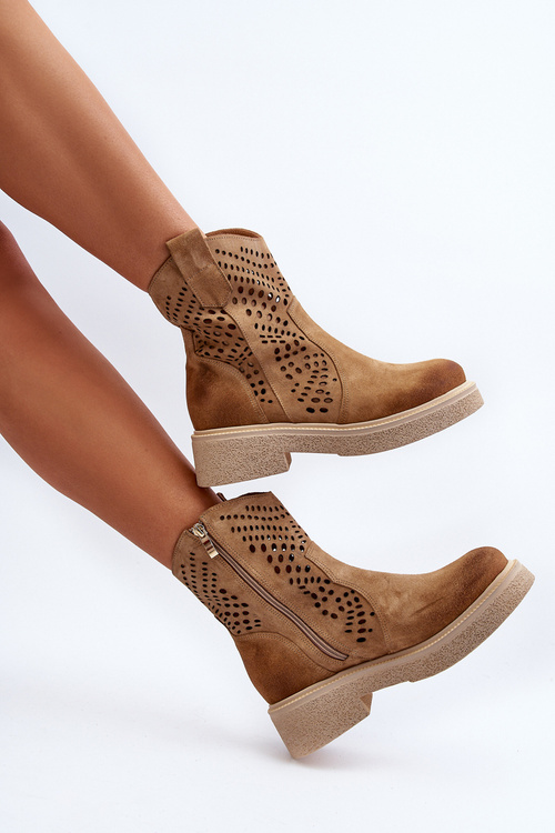 Бежеві жіночі замшеві ботильйони Zazoo 3470 на плоскій підошві