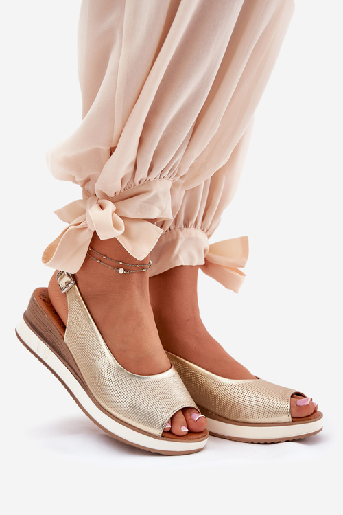 Шкіряні Сандалі На Танкетці Artiker 56C2312 Золоті