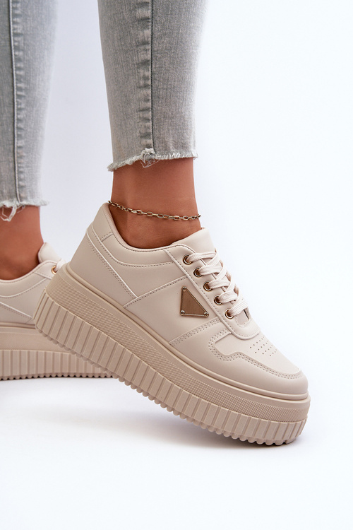 Жіночі кросівки зі штучної шкіри на масивній платформі світло-бежеві Chrisstin
