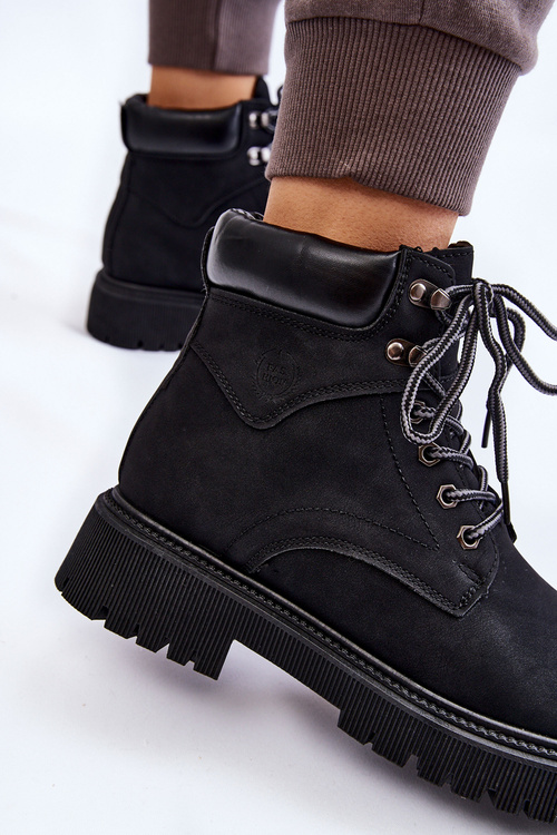 Жіночі утеплені черевики Trapper на шнурівці чорні напівшляху