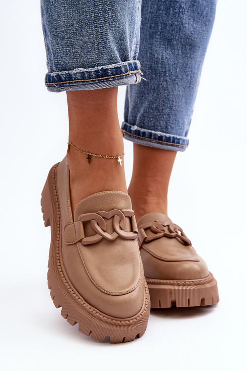 Масивні жіночі лофери з ланцюжком, бежеві Dataia