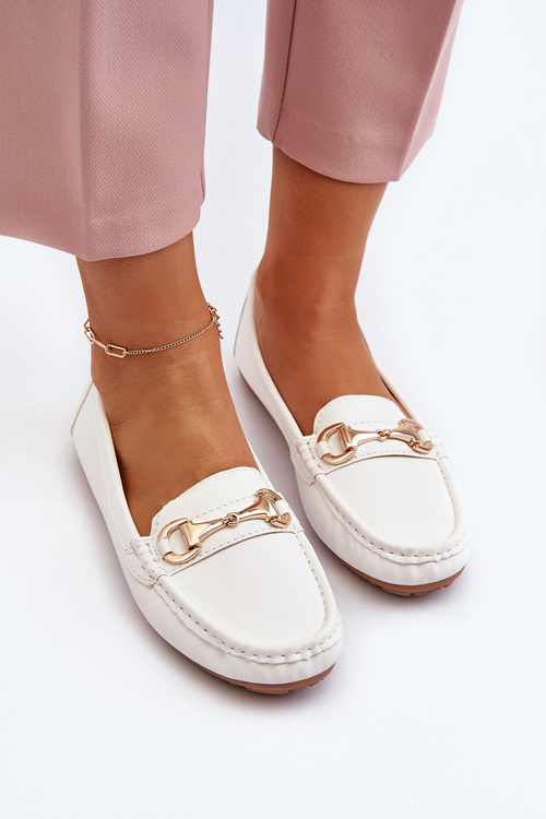 Жіночі класичні мокасини з екошкіри білого кольору Demese