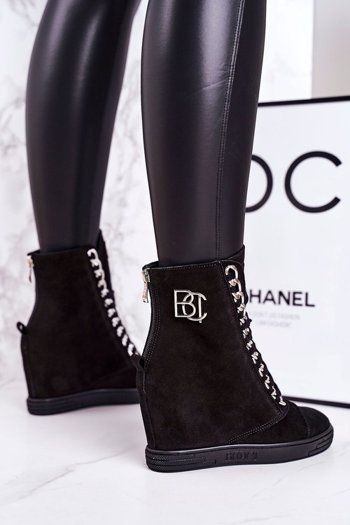 Жіночі замшеві кросівки на танкетці BOOCI 2222/066/s Silver Chain Black