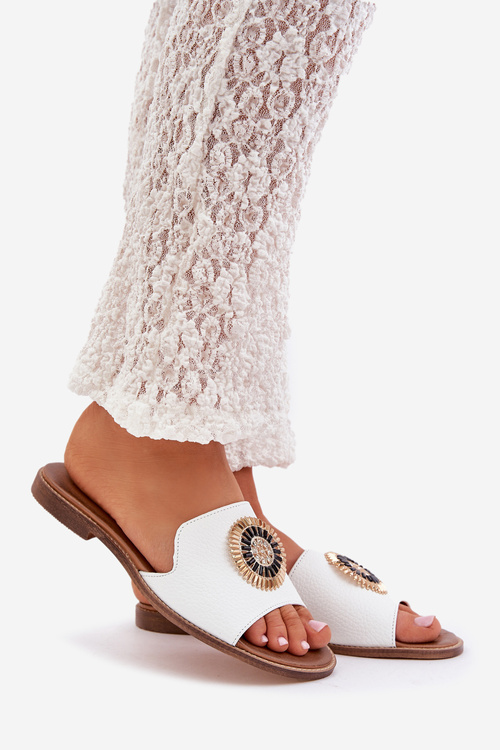 Шкіряні Сандалі З Декором На Плоскому Каблуці Білі Lewski 3047/O