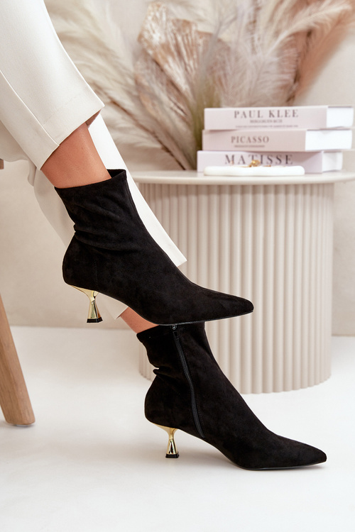 Жіночі черевики на шпильці Еко замшеві з гострими носками Чорні Irithare