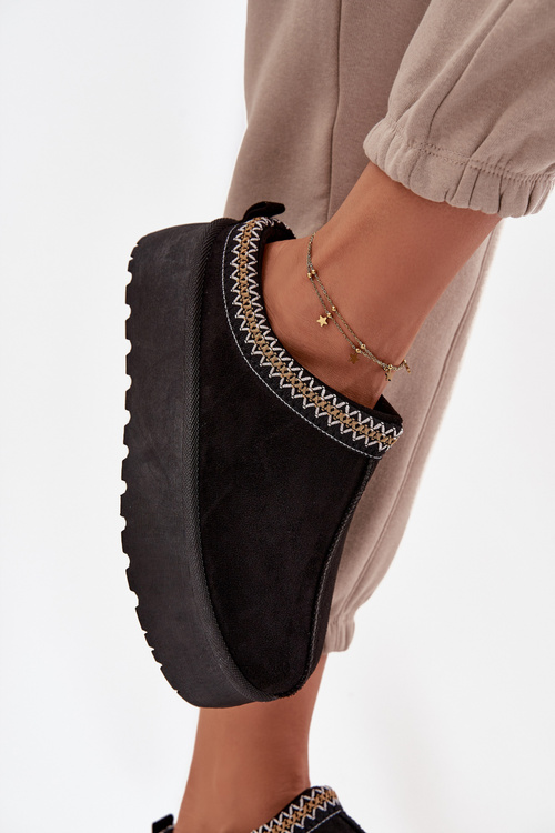 Жіночі зимові чоботи з декоративним вишивкою Чорний Jenira