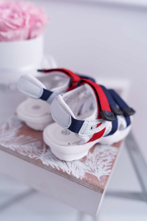 Дитячі босоніжки на липучці для дівчинки і хлопчика білі Фіма