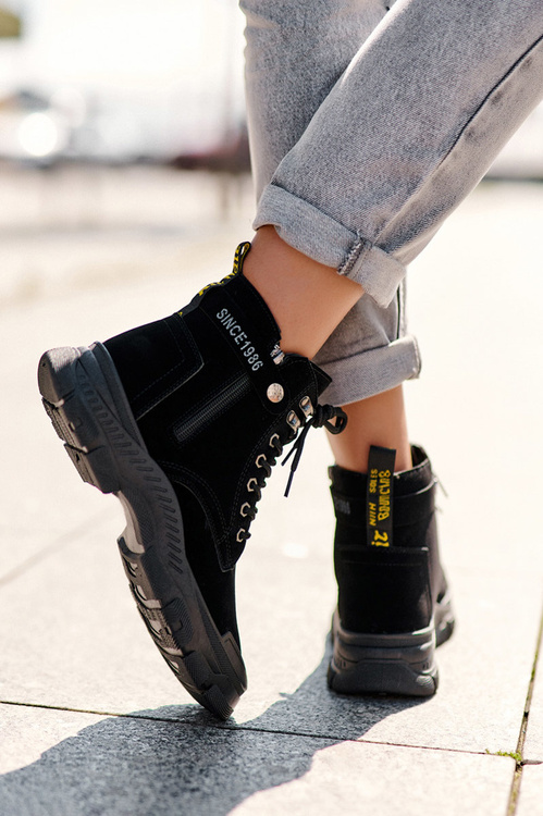 Жіночі ботильйони зі шнурівкою на підкладці зі штучної замші чорні Jailina