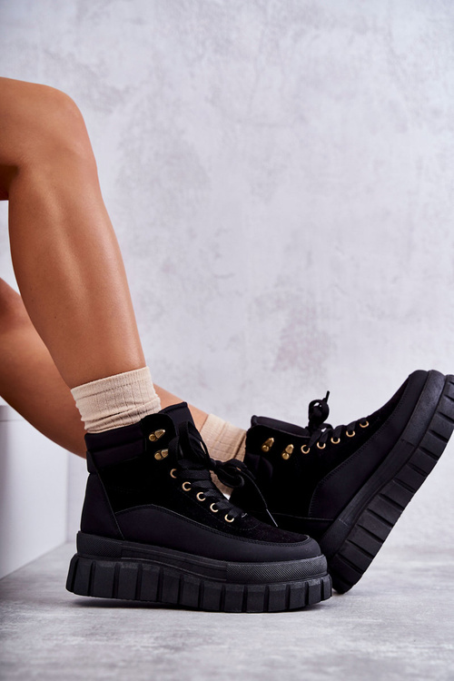Зручні черевики на платформі Sanchio чорного кольору