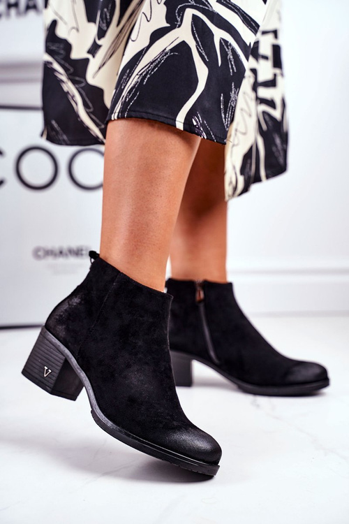 Жіночі черевики на високому каблуці, замшеві чорні Volares