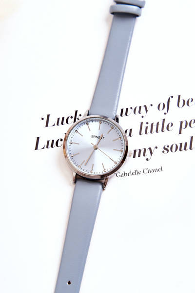 Жіночий аналоговий годинник Ernest Blue без нікелю