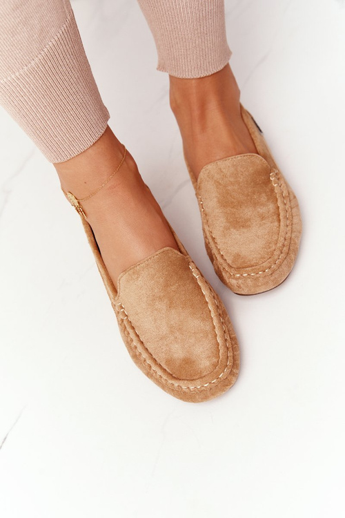 Жіночі замшеві лофери бежеві San Marino