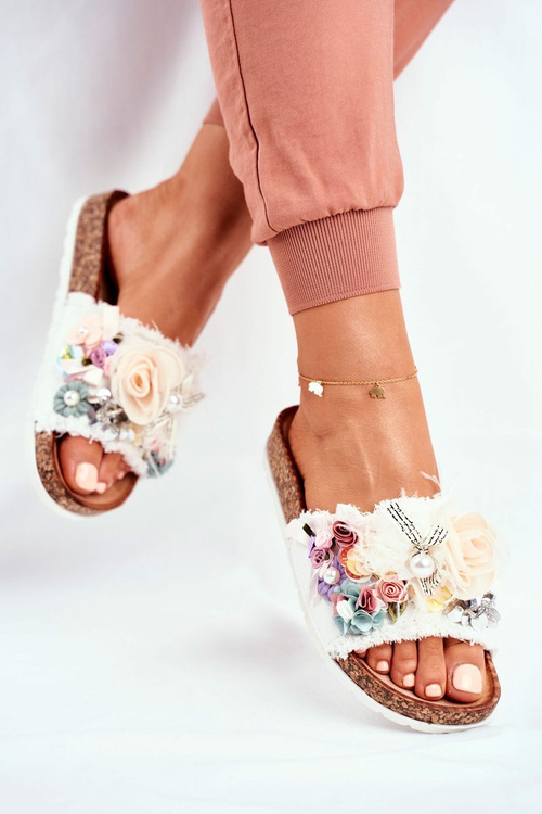 Жіночі гірки з квітами White Enrissa