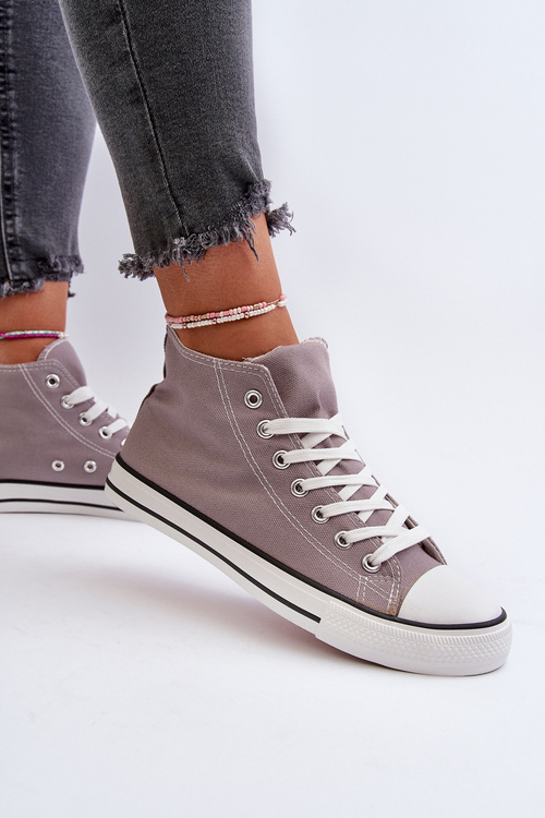 Жіночі чорні кросівки Socerio