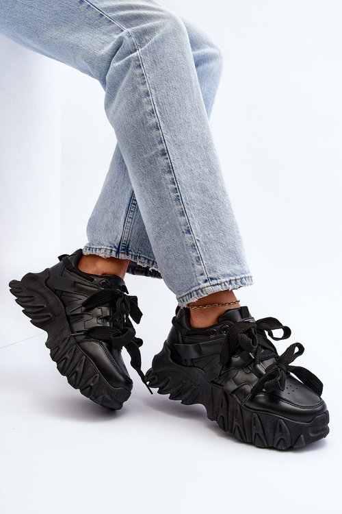 Жіночі кросівки на масивній підошві чорні Ellerai