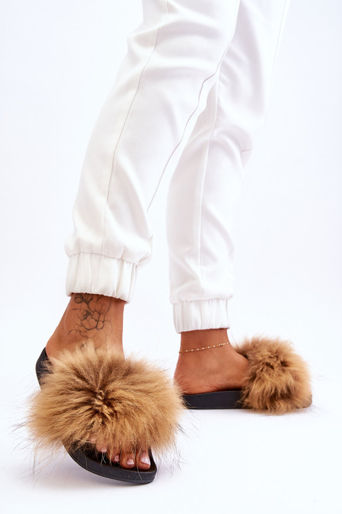 Жіночі гумові тапочки з хутром коричневого кольору Лукреція