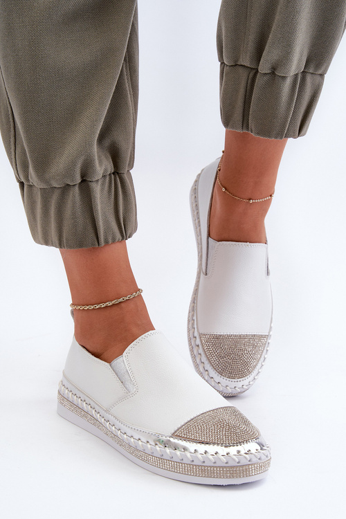 Білі жіночі шкіряні туфлі на платформі D&A LR370