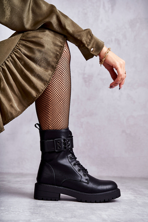 Жіночі черевики на плоскій підошві чорні Firmina