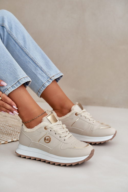 Жіноче спортивне взуття утеплене хутром на платформі світло-бежевий Lerisas