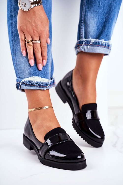 Жіночі мокасини шкіряні лаковані чорні Nicole 2589