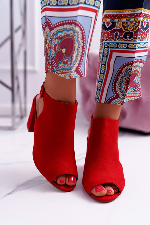 Жіночі босоніжки на шпильці з відкритим носком Red Esta