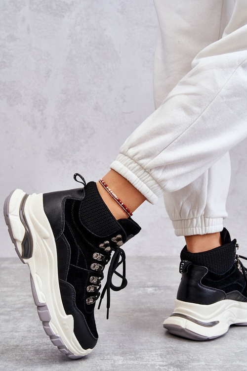 Жіноче високе спортивне взуття GOE KK2N4098 Чорний