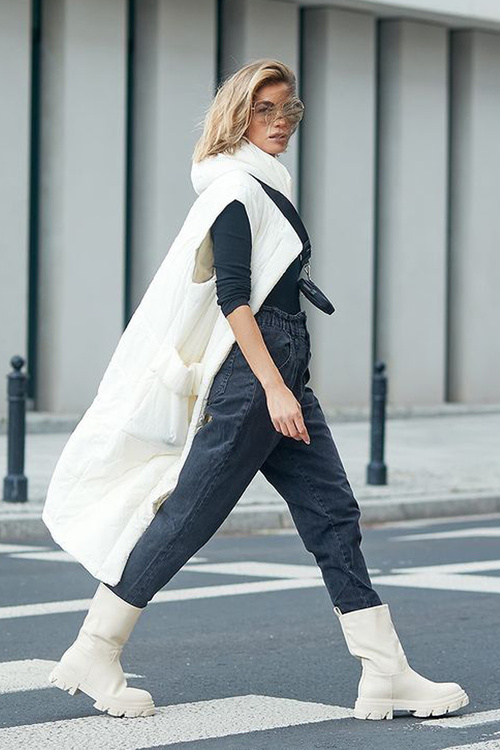 Жіночі високі чоботи бежеві Loren