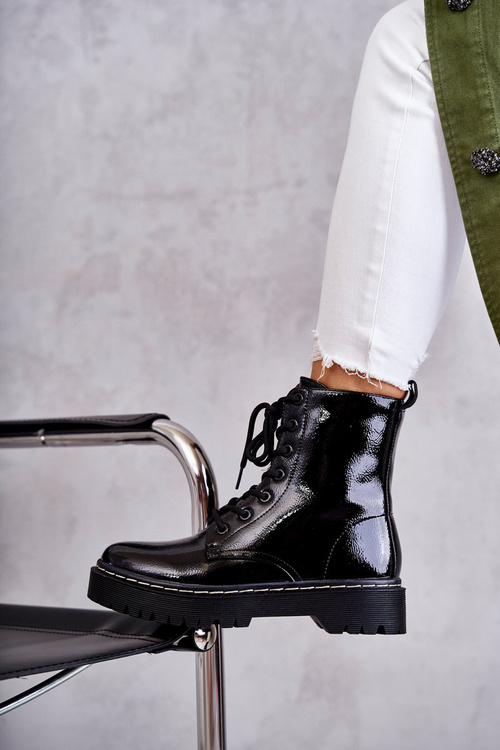 Чоботи жіночі на плоскому ходу чорні Kognito