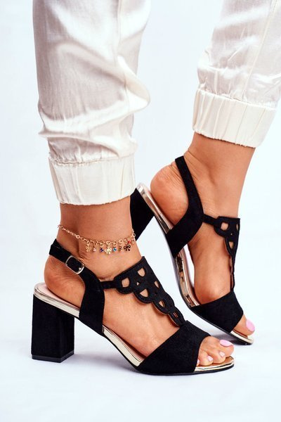 Жіночі босоніжки еко-замша Black Vision