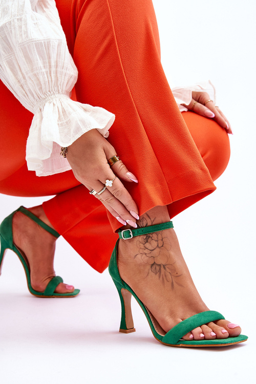 Жіночі замшеві босоніжки на підборах зелені Rousses